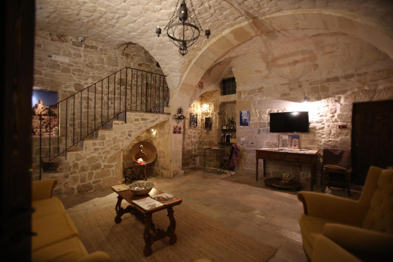 Case-Grotte Degli Avi, Esperienza Abitativa In Grotta Модика Экстерьер фото