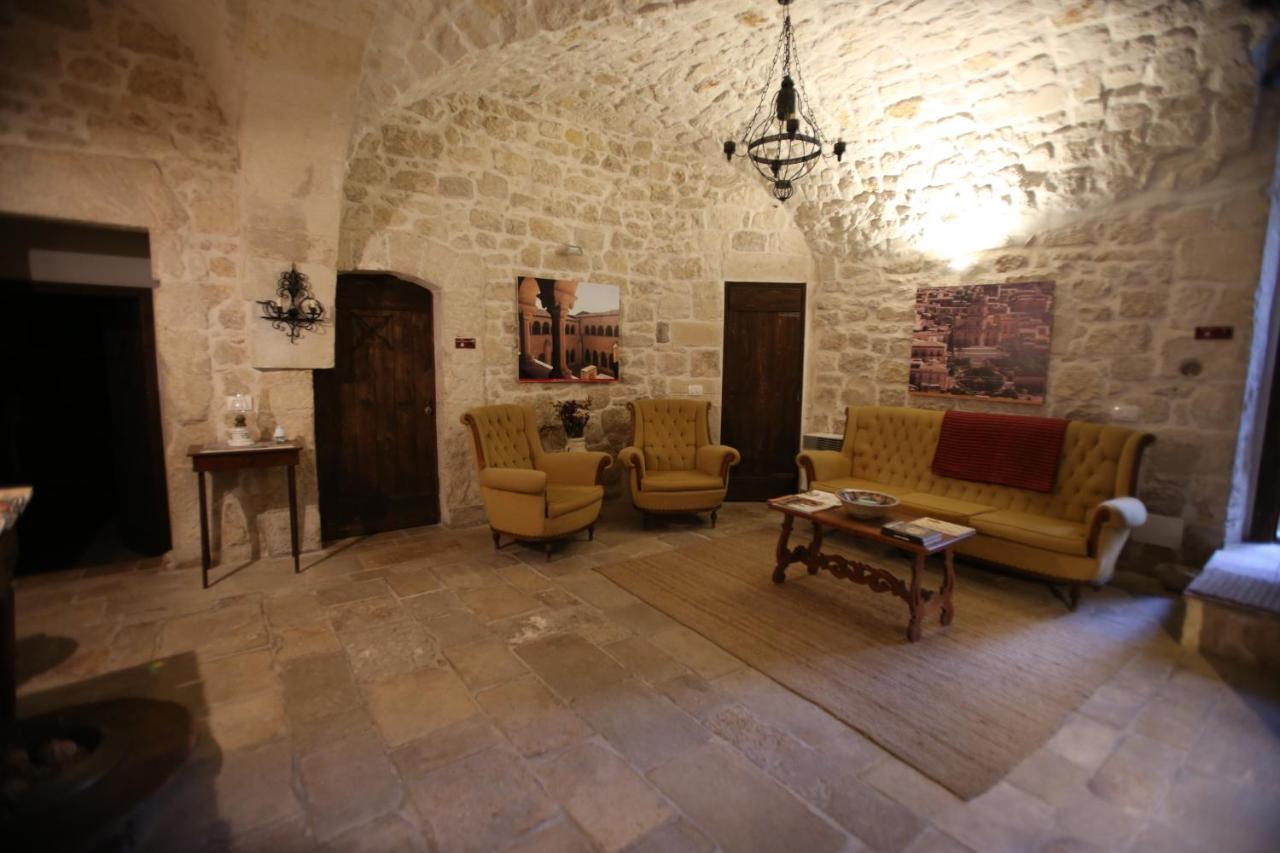 Case-Grotte Degli Avi, Esperienza Abitativa In Grotta Модика Экстерьер фото